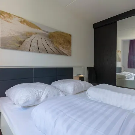 Apartman Stunning Near Sea By Belvilla *