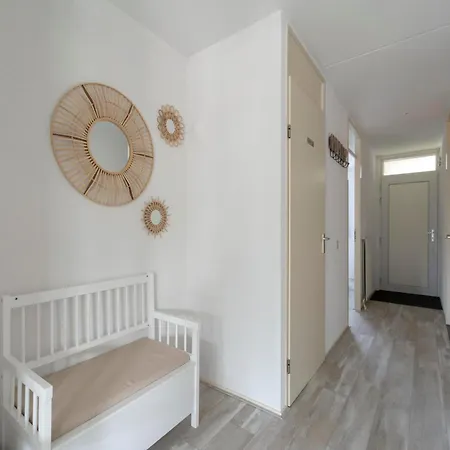 Apartman Stunning Near Sea By Belvilla